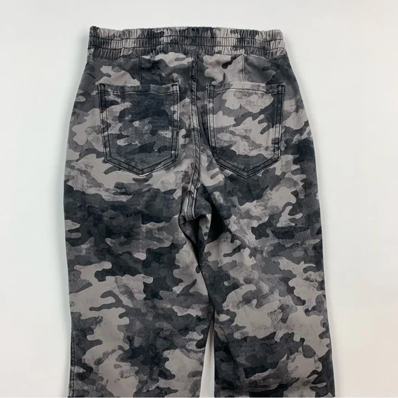 SPANX Gray Camo Jogger Pants XS - Picture 10 of 12
